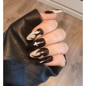 SD Press on Nails - Nagelset No. 8 Fire - Plaknagels - Gelnagels - 20 stuks - Handgemaakte Nagels - Gothic - Cosplay - Zwarte Nagels - Lang Stiletto - Halloween - Gellak - Nail Art - Nagellijm - Accessoires - Handpainted nails - Nagellak