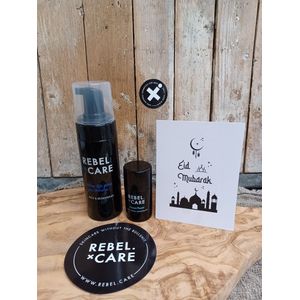 Eid Mubarak-Mannen-Huidverzorging-Giftset-Deodorant-Facewash-Beardwash-baard-Gezichtsreiniging-Feestelijk-ingepakt-luxe product-Cadeaudoos-Ramadan-Islamitisch-Moskee-Islam-Feest-Suikerfeest-Offerfeest-Feestdag-Vastenmaand-Kaart-cadeaupakket-giftset