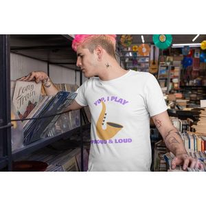 Shirt - Yup i play proud and loud - Wurban Wear | Grappig shirt | Muziek | Unisex tshirt | Oortjes | Box | Gitaar | Piano | Dans | Koptelefoon | Wit