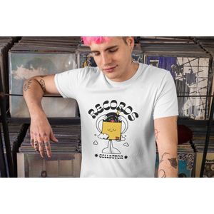Shirt - Records collector - Wurban Wear | Grappig shirt | Muziek | Unisex tshirt | Oortjes | Box | Gitaar | Piano | Dans | Koptelefoon | Wit