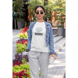 Shirt - Capricorn - Wurban Wear | Grappig shirt | Sterrenbeeld | Unisex tshirt | Astrologie | Zodiac signs | Horoscoop | yoga | Wit