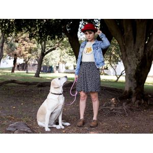 Shirt - I’d rather play with my dog - Wurban Wear | Grappig shirt | Hond | Unisex tshirt | Speelgoed | Hondenmand | Knuffel | Wit & Zwart