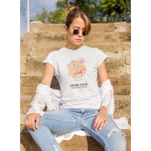 Shirt - Grow your own food - Wurban Wear | Grappig shirt | Vegan | Unisex tshirt | Dieren | Dierenvriend | Vegan kookboek | Wit