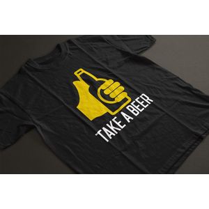 Shirt - Take a beer - Wurban Wear | Grappig shirt | Bier | Unisex tshirt | Drankspel | Klok | Wit & Zwart