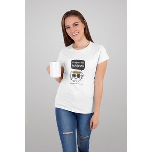 Shirt - Words can’t espresso - Wurban Wear | Grappig shirt | Koffie | Unisex tshirt | Koffiezetapparaat | Koffiebonen | Wit, Zwart & Rood