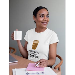 Shirt - Good days start with coffee - Wurban Wear | Grappig shirt | Koffie | Unisex tshirt | Koffiezetapparaat | Koffiebonen | Wit, Rood & Zwart