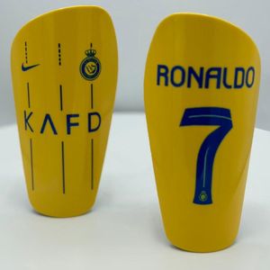 Scheenbeschermers - Ronaldo shirt - M