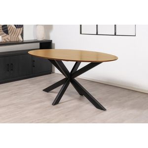 Floor tafel met ovale Mango houten blad van 240 x 100 cm met facetrand aan onderzijde. Bladkleur naturel glad afgewerkt. Onderstel is een spinpoot in de kleur zwart.