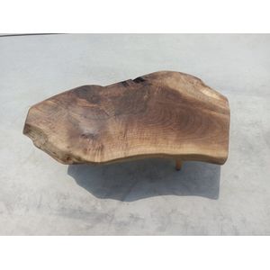 Rustieke handgemaakte houten salontafel - Unieke walnoot (WG-004)