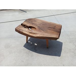 Rustieke handgemaakte houten salontafel - Unieke walnoot (WG-012)