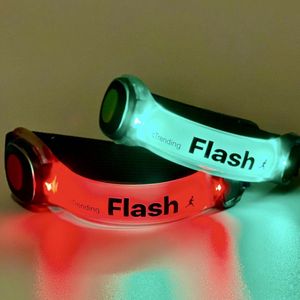 cTrending Sport Licht Armband - Hardloop Verlichting - Hardloop Armband - LED Verlichting - Rood en Groen - One Size - Multifunctioneel