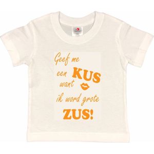 Shirt Aankondiging zwangerschap Geef me een KUS want ik word grote ZUS! | korte mouw | wit/mosterd | maat 110/116 zwangerschap aankondiging bekendmaking