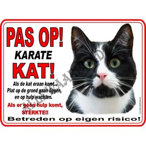 Zwart witte kat 203...formaat:15x20cm...(ondergrond wit)...(tekst:Pas op Karate Kat!... als de Kat komt plat op de grond gaan liggen en op hulp wachten, geen hulp....dan sterkte!)...(opdruk: rood/zwart+full color afb.)