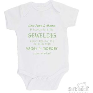 100% katoenen Romper ""Lieve papa & mama ik hoorde dat jullie geweldig zijn en ben heel blij dat jullie mijn vader & moeder gaan worden!"" Unisex Katoen Wit/sage green (saliegroen) 62/68