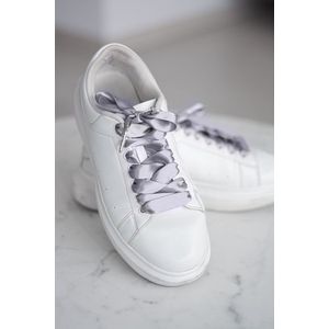 Schoenveters plat satijn luxe - grijs breed - 120cm met zilveren stiften veters voor wandelschoenen, werkschoenen en meer