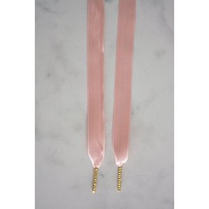 Schoenveters plat satijn luxe - zalm roze breed - 120cm met gouden stiften veters voor wandelschoenen, werkschoenen en meer