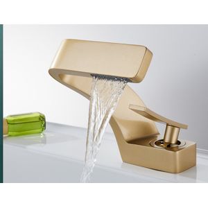 Luxe Goude Wastafel Kraan Moderne Badkamer Kraan Mengkraan Goud Wastafel Kraan Enkele Handgreep Warm En Koud Waterval Kraan