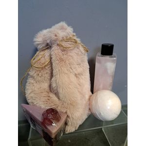 geschenk set vrouwen verjaardag - moeder dag - leuk geschenk - origineel kado - kerst - lavendel - rozen - jojoba - bruisbal - douche gel - zeepstuk