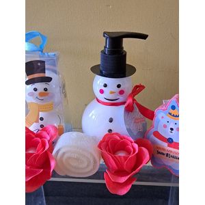 geschenk set kinderen - bruisballen - handzeep - bad parels - zeeproosjes - zeepstuk