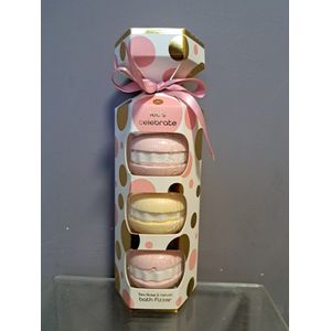 bruisballen let's celebrate macarons - 3 stuks - tea rose velvet - leuk geschenk - origineel - verjaardag - moeder dag - kerst - vriend - vriendin
