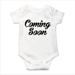 Soft Touch Rompertje met tekst - Coming Soon | Baby rompertje met leuke tekst | | kraamcadeau | 0 tot 3 maanden | GRATIS verzending