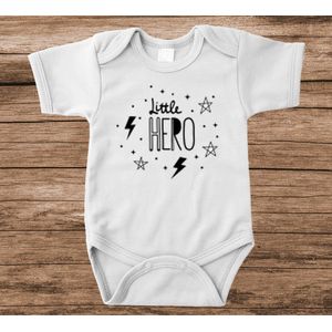 Soft Touch Rompertje met tekst - little hero | Baby rompertje met leuke tekst | | kraamcadeau | 0 tot 3 maanden | GRATIS verzending