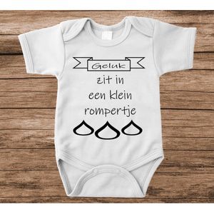 Soft Touch Geluk zit in een klein Rompertje met tekst - tje | Baby rompertje met leuke tekst | | kraamcadeau | 0 tot 3 maanden | GRATIS verzending
