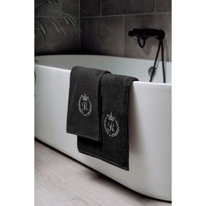 Embroidered Towel / Personalized Towel / Monogram towel / Beach Towel - Bath Towel Black Letter R 70x140