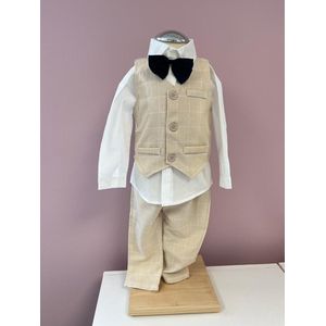 Jongenspak-gentleman pak kind-bruidsjonker-bruidskleding kind jongen-fotoshoot-kostuum kind-doopsel-verjaardag outfit jongen-pak jongens-beige-pak charlie (mt 98/104)