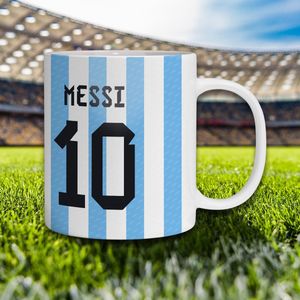 Argentinië Voetbal Mok - Voetbal Mok - Gepersonaliseerd met naam en nummer - 325ml - Voetbal cadeau Mokken - Voetbal shirt op mok - koffiemok - koffie mok