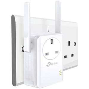 TP-Link TL-WA860RE N300 Universal Range Extender with Extra Power Outlet, Broadband/Wi-Fi Extender, Wi-Fi Booster/Hotspot with 1 Ethernet Port and 2 External Antennas, Plug and Play, UK Plug