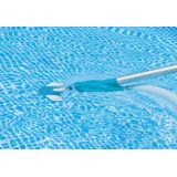 28003 Pool Reinigungsset Deluxe Bodensauger Kescher Teleskopstange 279cm - Intex