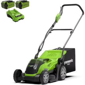 <p>De Greenworks G40LM35 40 V draadloze grasmaaier is een veelzijdig apparaat dat mulchen en verzamelen combineert. Met een snijbreedte van 35 cm en een opvangcapaciteit van 40 liter is deze grasmaaier perfect voor zowel kleine als grotere tuinen. Met verschillende hoogte-instellingen van 20 tot 70 mm kun je het gazon altijd op de gewenste hoogte maaien.</p>
<p>Met een volledig opgeladen accu kan deze maaier een oppervlakte van 500 m² aan, waardoor je efficiënt kunt werken zonder onderbrekingen. Het beste van alles is dat alle Greenworks draadloze gereedschappen in dezelfde voltagelijn werken op dezelfde accu. Met slechts één 40 V accu kun je al je gereedschappen aandrijven.</p>
<p>Deze grasmaaier wordt geleverd met twee 40 V 2 Ah accu's en een 40 V oplader. Met twee accu's kun je nog langer doorwerken, omdat je de ene accu kunt gebruiken terwijl je de andere oplaadt. Dit maakt het werken met deze grasmaaier extra handig.</p>
<ul>
  <li>Kleur: zwart en groen</li>
  <li>Materiaal: kunststof en metaal</li>
  <li>Spanning: 40 V</li>
  <li>2-in-1 functie: maaien en verzamelen</li>
  <li>Snijbreedte: 35 cm</li>
  <li>Inhoud verzamelbak: 40 L</li>
  <li>Met 5 snijhoogtes</li>
  <li>Snijhoogte: 20 - 70 mm</li>
  <li>Geluidsvermogensniveau: 86,8 dB(A)</li>
  <li>Maaigebied (2 Ah): 250 m²</li>
  <li>Maaigebied (4 Ah): 500 m²</li>
  <li>Bovenhandvat en inklapbare handgreep voor gemakkelijk verplaatsen en opbergen</li>
  <li>Inclusief 2 x 40 V 2 Ah accu's en 1 x 40 V oplader</li>
</ul>
<p>Let op, de 40 V 4 Ah accu past ook op dit apparaat.</p>