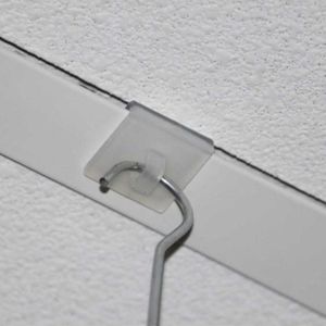 Systeemplafond klem kunststof per 100 stuks. Stevige systeem plafondklem.
