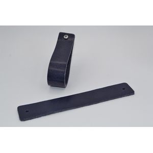 Leren handgrepen per stuk. Blauw Maat XL 21X3cm Italiaans vol nerf leder incl. stoere 26mm schroeven.