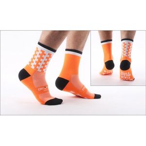 Vrolijke bring me a beer sokken