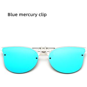 clip on voorzet zonnebril, cat eye, licht blauw