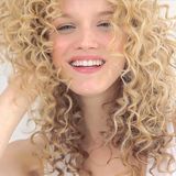 Moroccanoil - Curl Control - Haarmousse - 150 ml - Geschikt voor Krullend Haar