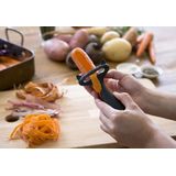 Kat dunschiller - Peleg Design