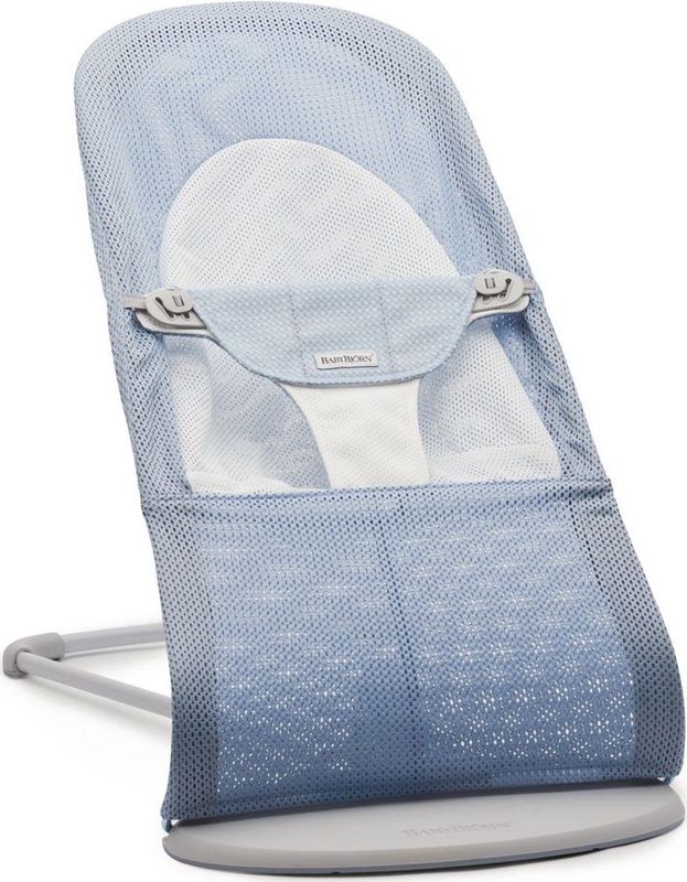 BabyBjörn Wipstoel Balance Soft - Mesh - Hemelsblauw-Wit - Ergonomisch - Verstelbaar - Inklapbaar