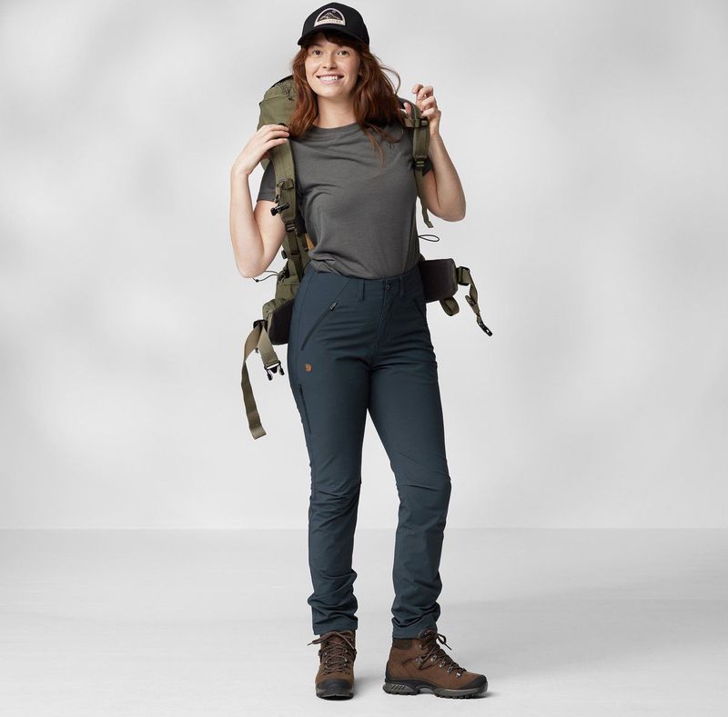 FJALLRAVEN Abisko trail stretch trousers - W - Dark navy