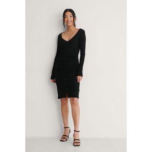 NA-KD Rouched Ribbed Button Jurk - Black - Gecertificeerd Duurzaam Materiaal