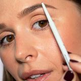 LH Cosmetics - Infinity Brow Pen - Greige - 0,07 g