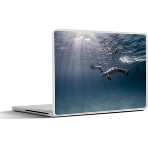 Laptop sticker - 13.3 inch - Dolfijn - Zon - Zee - 31x22,5cm - Laptopstickers - Laptop skin - Cover