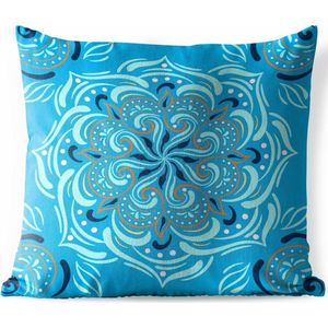 Buitenkussens - Tuin - Vierkant patroon met een gedetailleerde mandala op een blauwe achtergrond - 50x50 cm