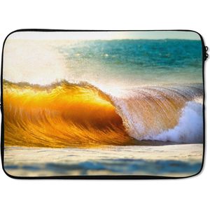 Laptophoes 14 inch 36x26 cm - Strand en zee - Macbook & Laptop sleeve Golf in de oceaan foto - Laptop hoes met foto