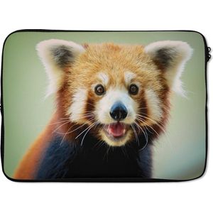Laptophoes 13 inch 34x24 cm - Rode panda - Macbook & Laptop sleeve Gelukkige rode panda - Laptop hoes met foto