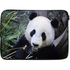 Laptophoes 13 inch 34x24 cm - Panda - Macbook & Laptop sleeve Etende panda - Laptop hoes met foto