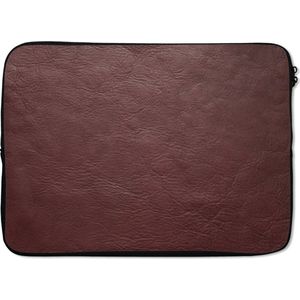 Laptophoes 13 inch - Bruine Lederen print - Laptop sleeve - Binnenmaat 32x22,5 cm - Zwarte achterkant