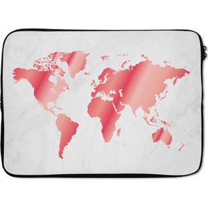 Laptophoes 14 inch 36x26 cm - Trendy wereldkaarten - Macbook & Laptop sleeve Roze-getinte wereldkaart met marmeren achtergrond - Laptop hoes met foto